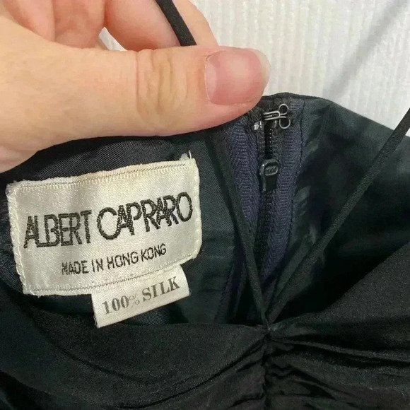 Vintage 100% Silk Dress Luxury Sweetheart w/Straps
Size 8  more like a Size 2 - Picture 3 of 16